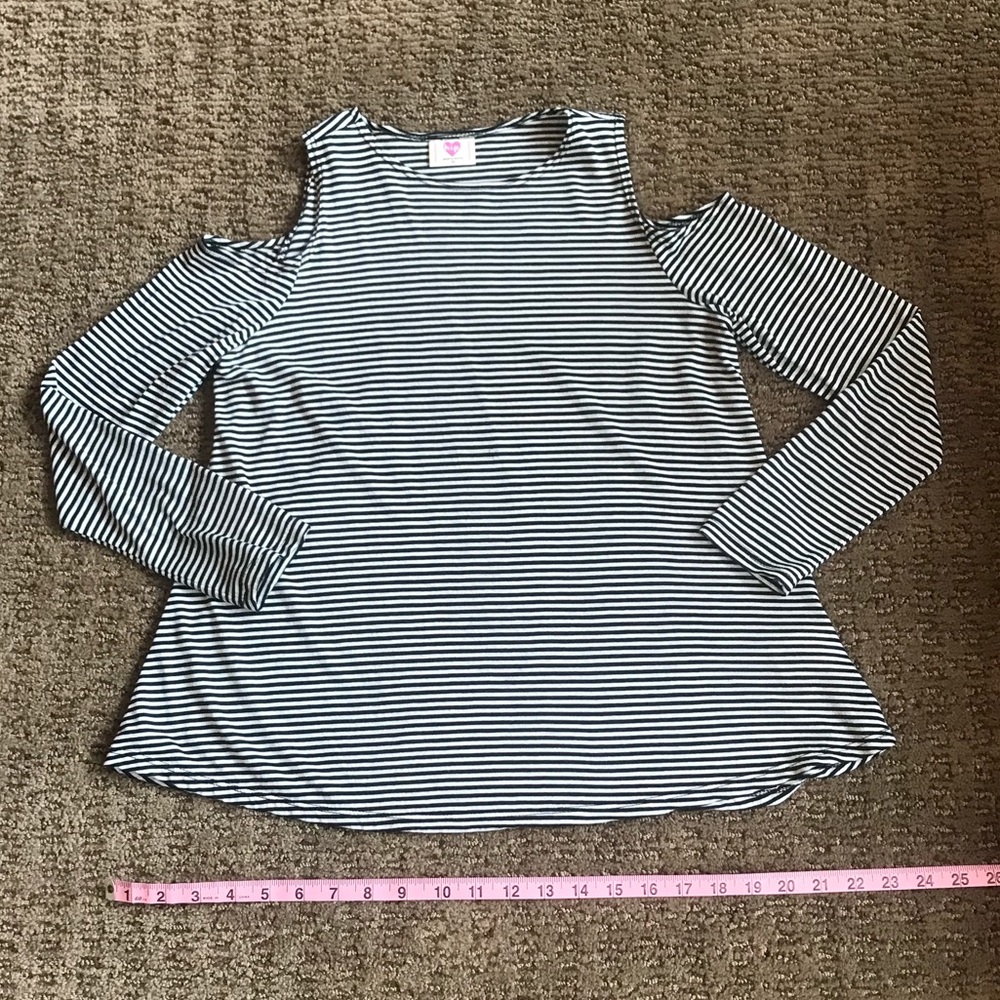 Nordstrom kids long sleeve top
